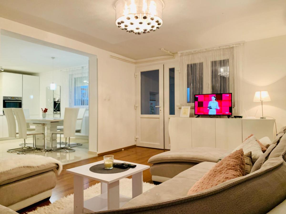 Apartman Korina Otocac Bagian luar foto