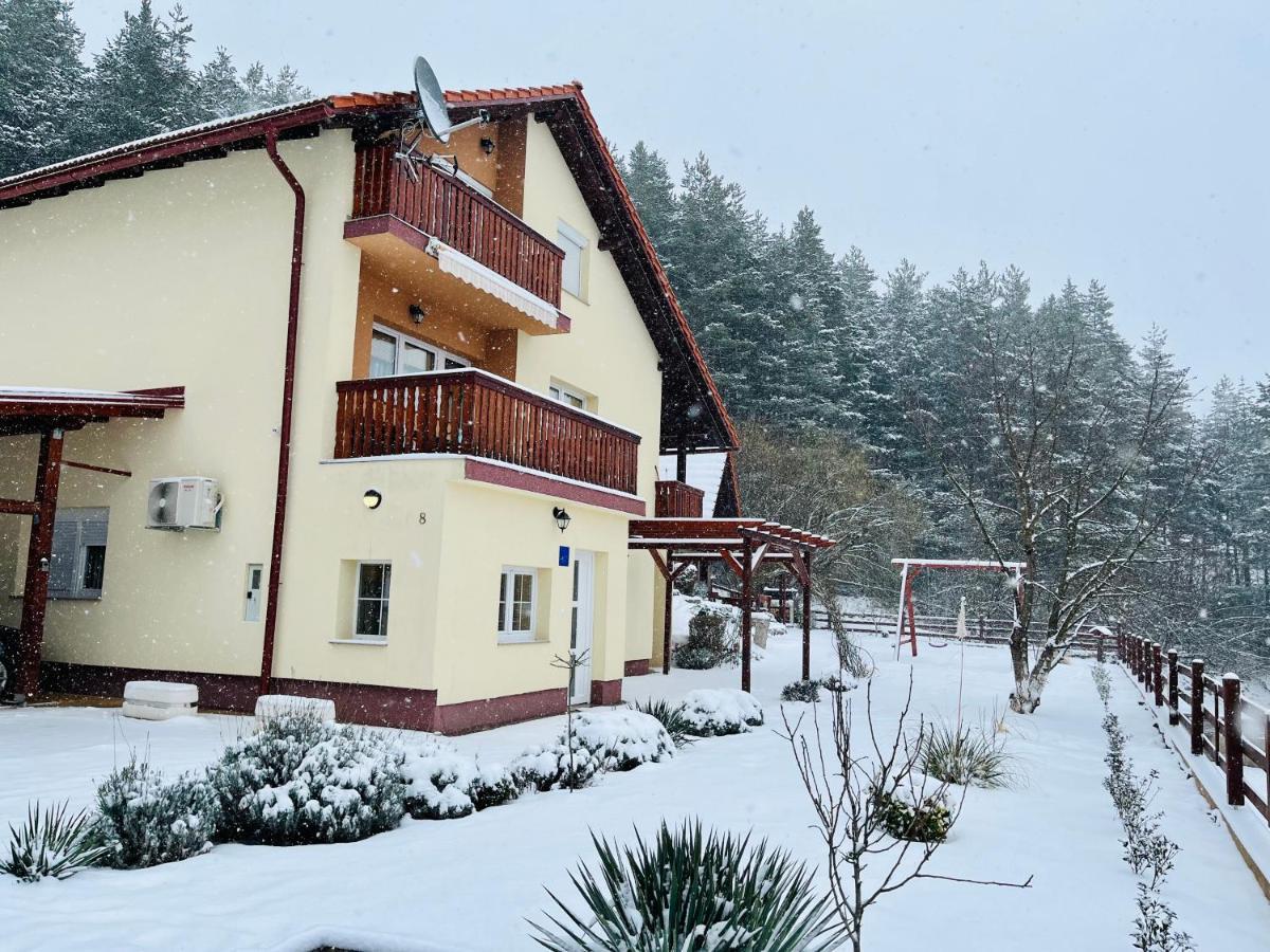 Apartman Korina Otocac Bagian luar foto