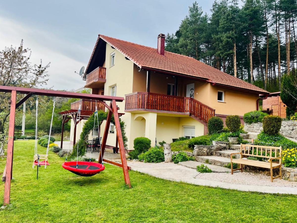 Apartman Korina Otocac Bagian luar foto