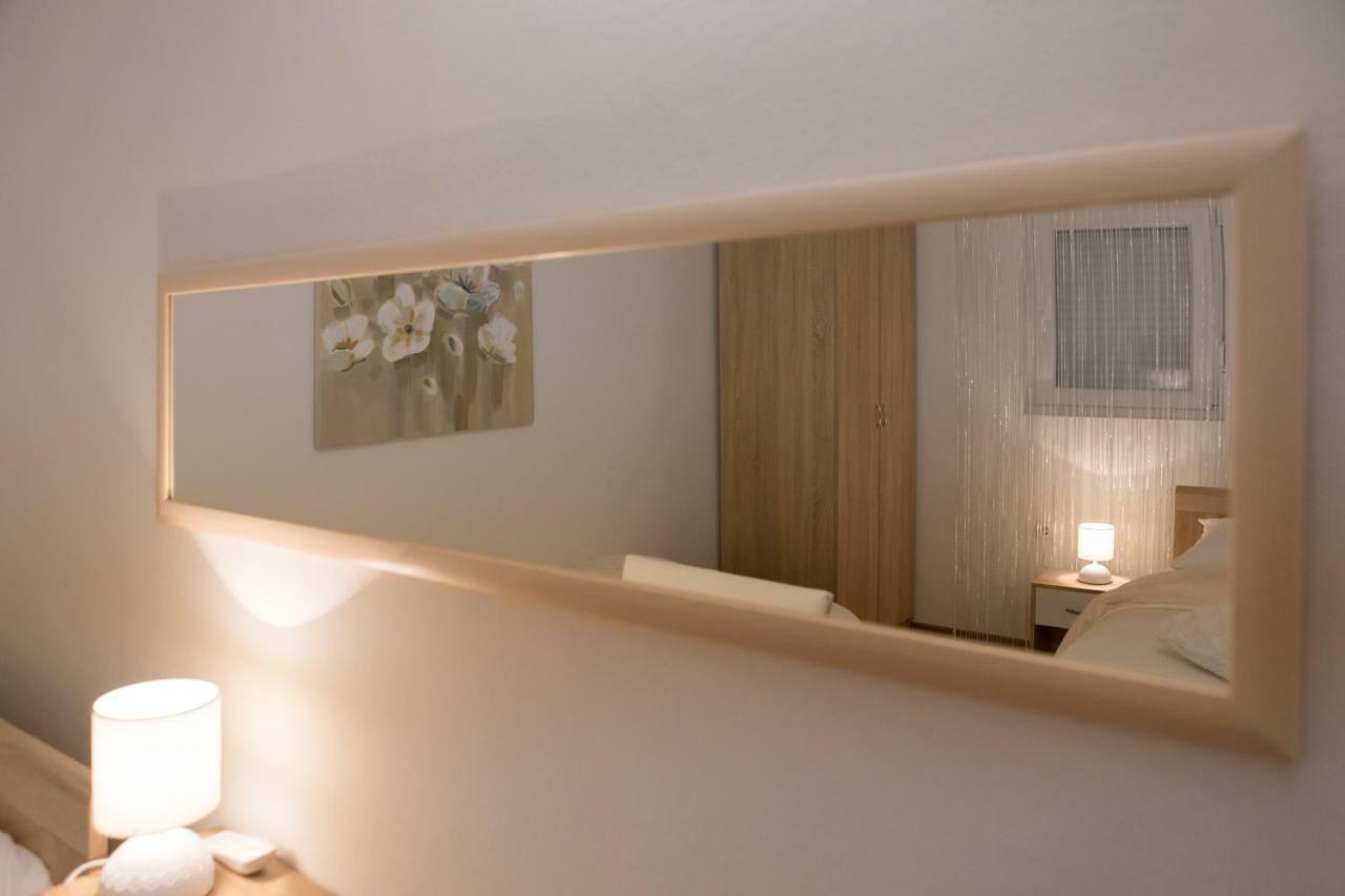 Apartman Korina Otocac Bagian luar foto
