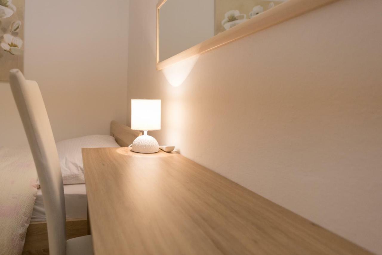 Apartman Korina Otocac Bagian luar foto