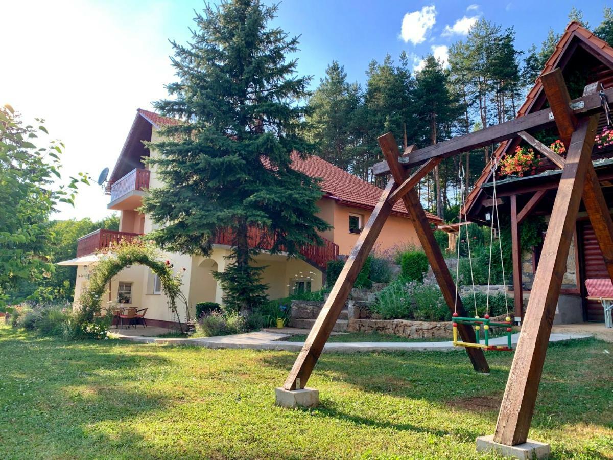 Apartman Korina Otocac Bagian luar foto